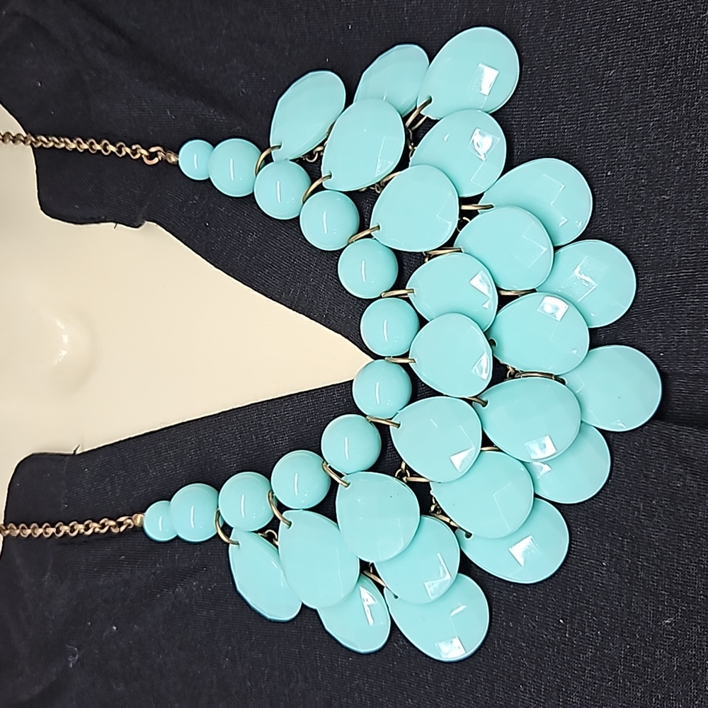 Nordstrom Turquoise Mint Statement Necklace
